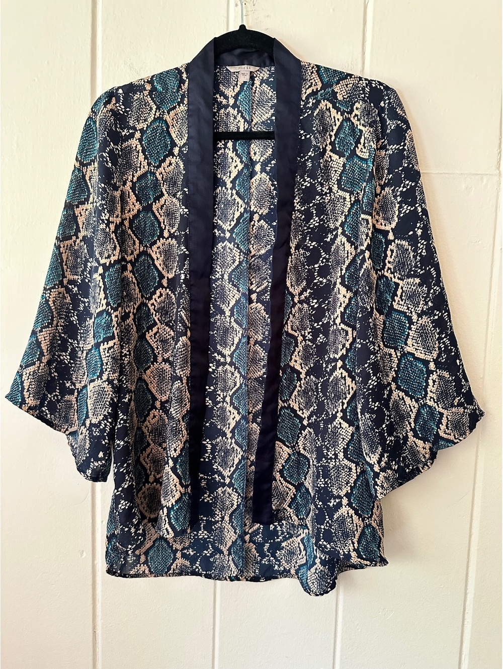 GUESS Y2K Snake Print Kimono Cardigan Teal Navy Open Front Size Small